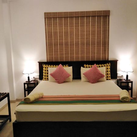 Kandy City Village Rum bild